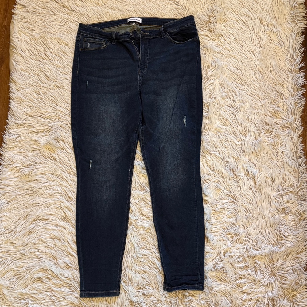 Classic Dark Wash Women's Jeans